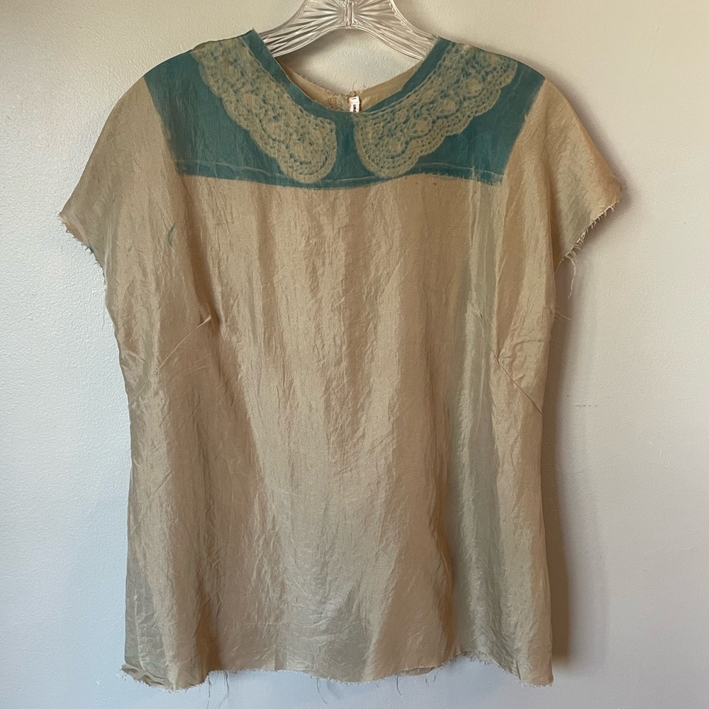 Hazel Brown Collection Silk Blouse with Memory Collar sz 2
